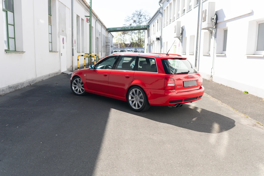 2001 Audi B5 RS4 Avant - Image 18 of 31
