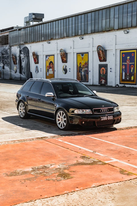 2001 Audi B5 RS4 Avant - Image 4 of 31