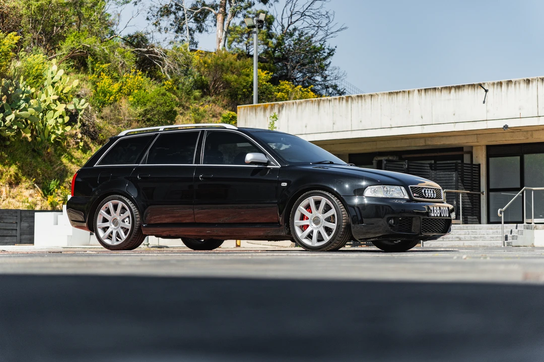 2001 Audi B5 RS4 Avant - Image 2 of 31