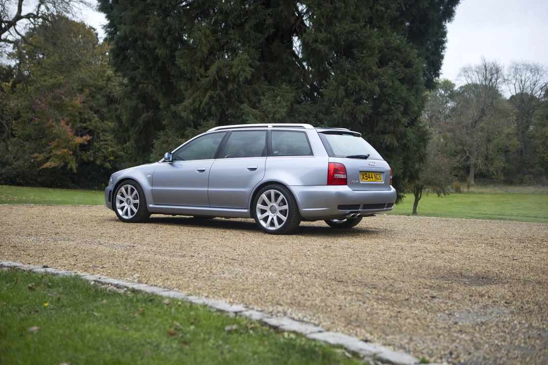 2000 Audi B5 RS4 Avant - Image 11 of 31