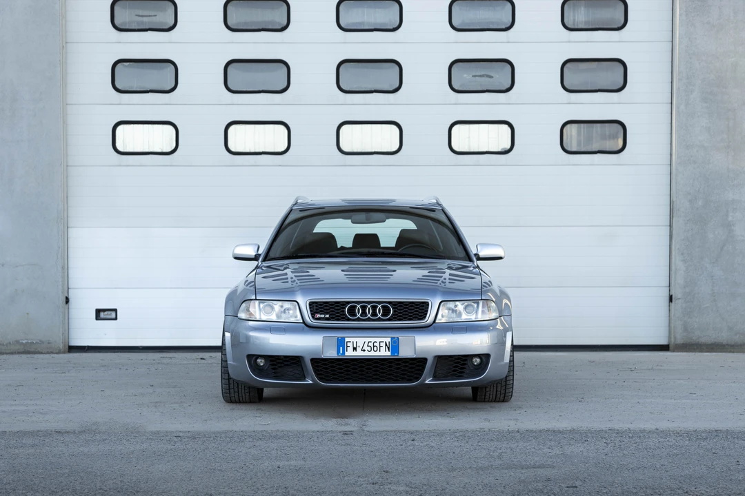 2001 Audi B5 RS4 Avant - Image 11 of 31