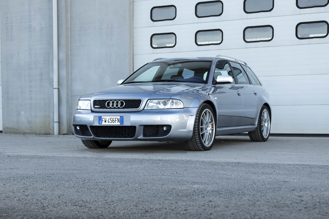 2001 Audi B5 RS4 Avant - Image 4 of 31