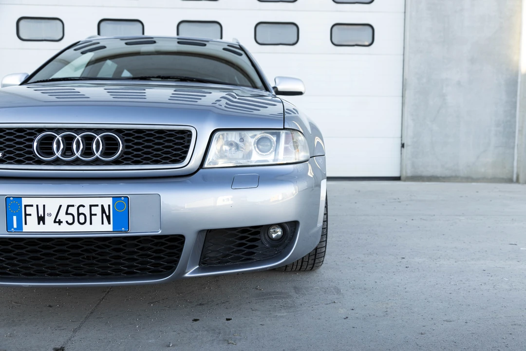 2001 Audi B5 RS4 Avant - Image 17 of 31
