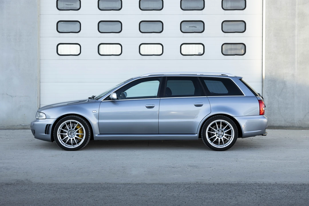 2001 Audi B5 RS4 Avant - Image 5 of 31