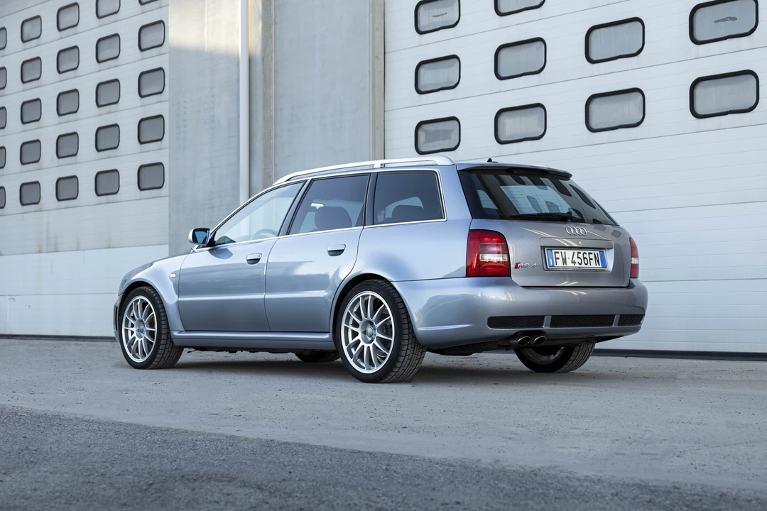 2001 Audi B5 RS4 Avant - Image 6 of 31