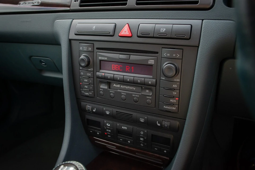 2001 Audi C5 A6 - Image 12 of 30