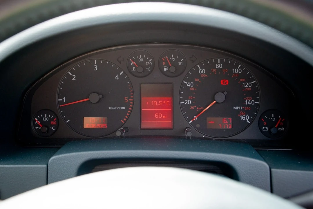2001 Audi C5 A6 - Image 10 of 30