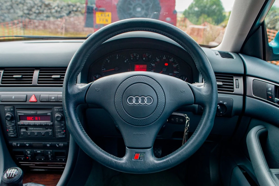 2001 Audi C5 A6 - Image 16 of 30
