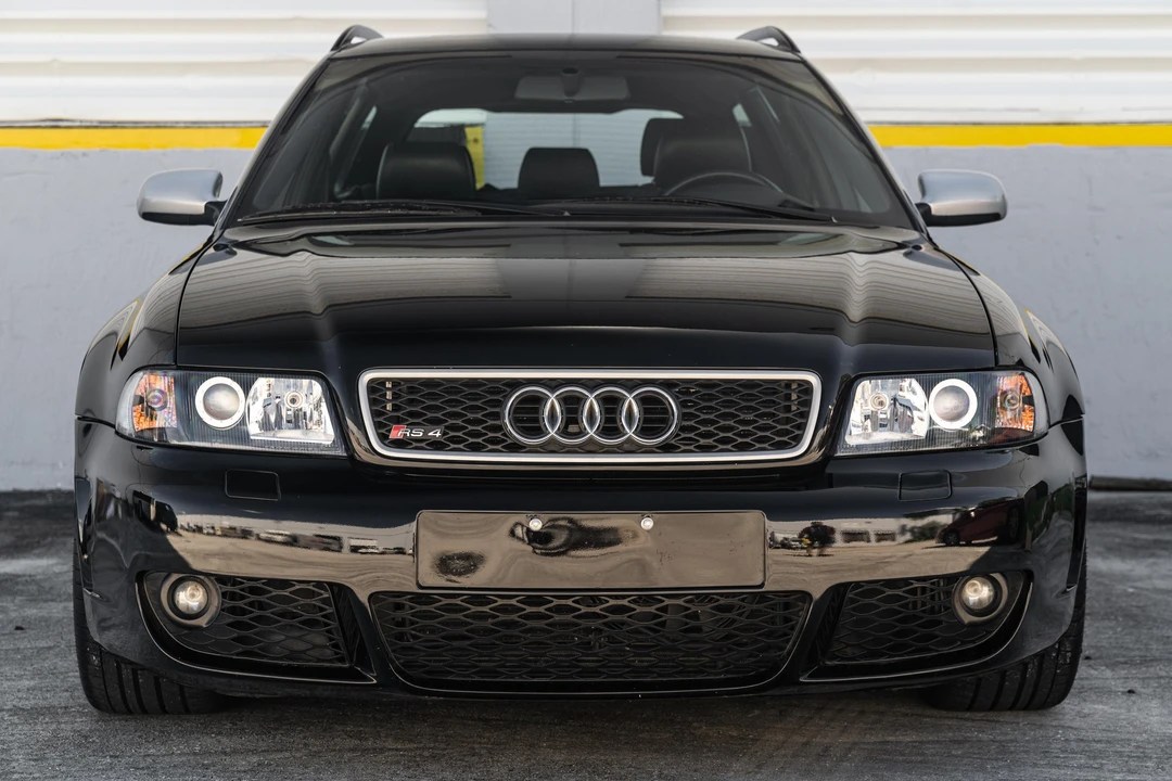 2001 Audi B5 RS4 Avant - Image 2 of 31