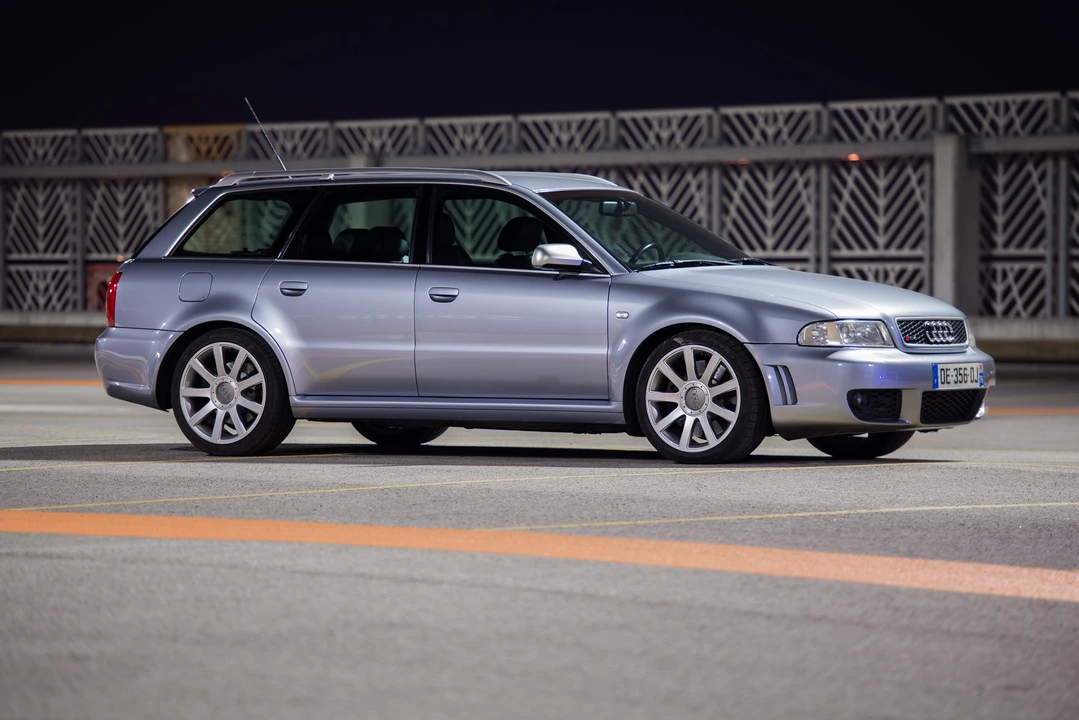 2001 Audi B5 RS4 Avant - Image 5 of 31