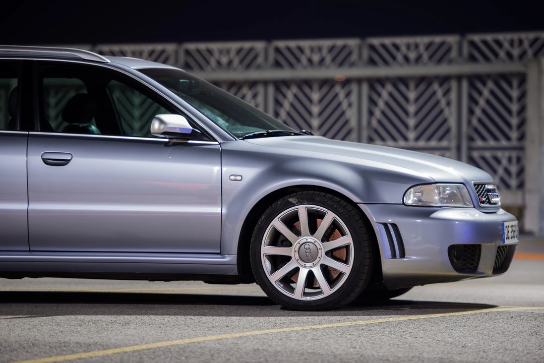 2001 Audi B5 RS4 Avant - Image 15 of 31