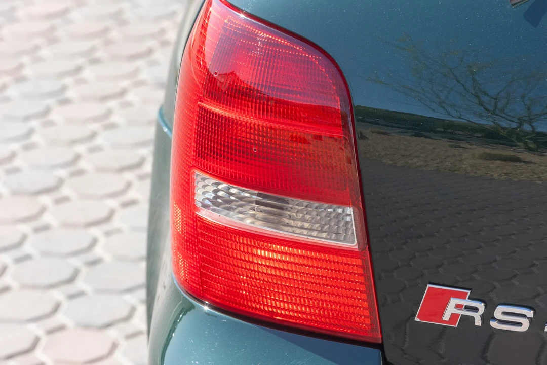 2001 Audi B5 RS4 Avant - Image 19 of 31
