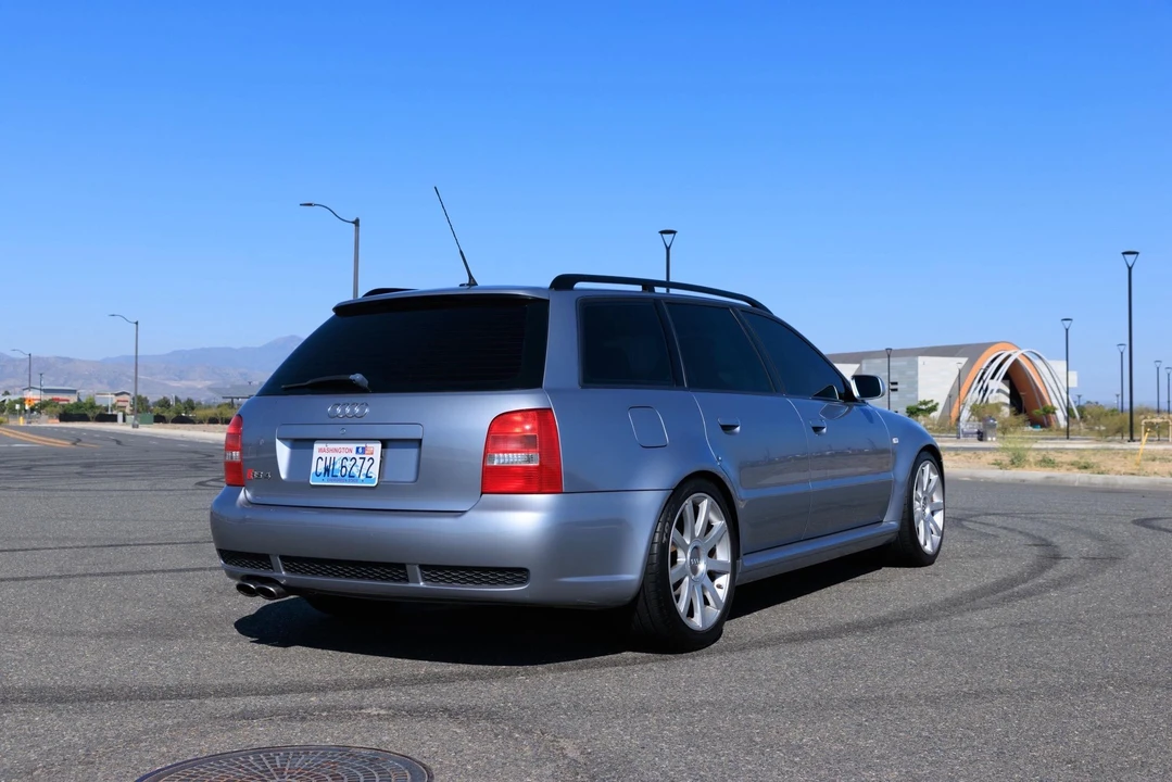 2001 Audi B5 RS4 Avant - Image 17 of 31