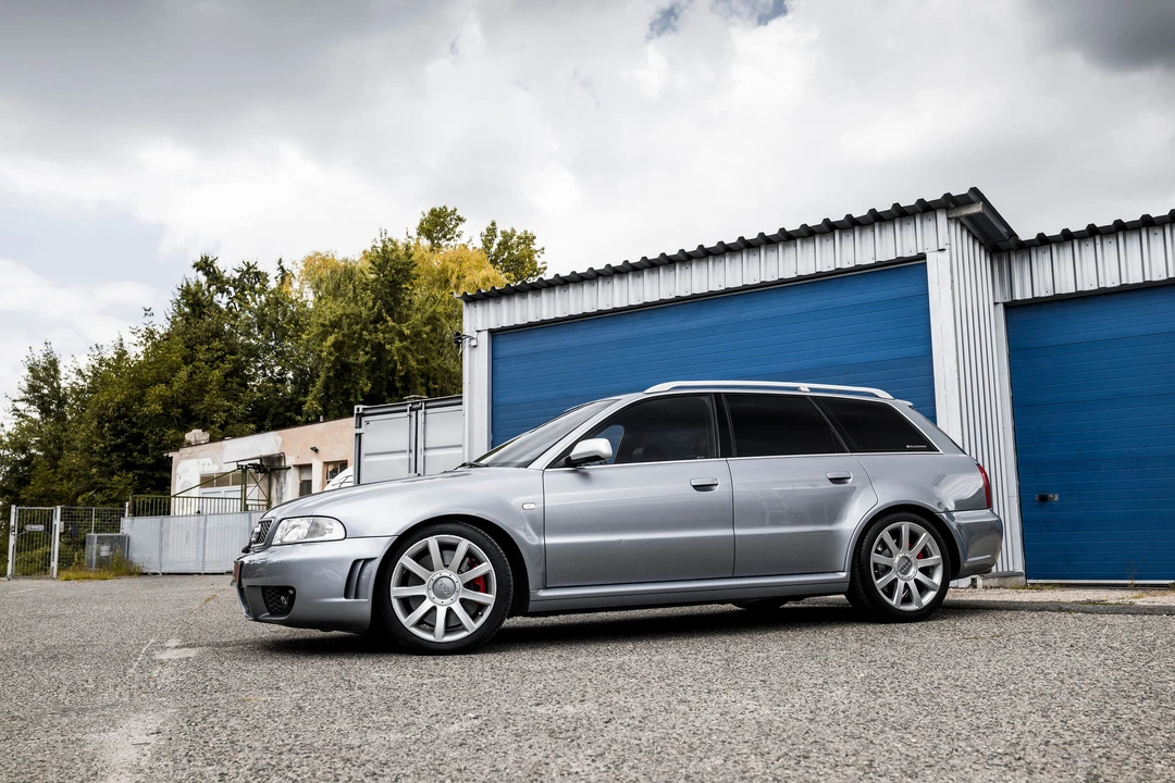 2001 Audi B5 RS4 Avant - Image 2 of 31