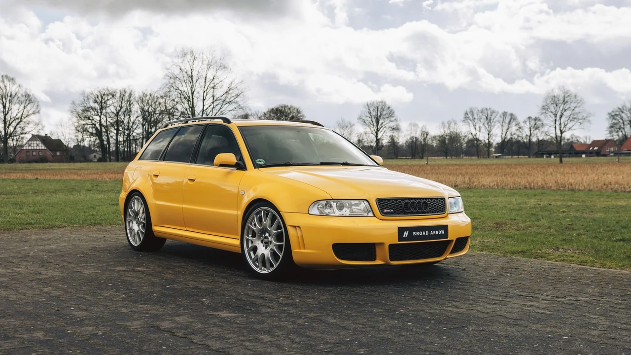 2001 Audi B5 RS4 Avant - Image 14 of 31
