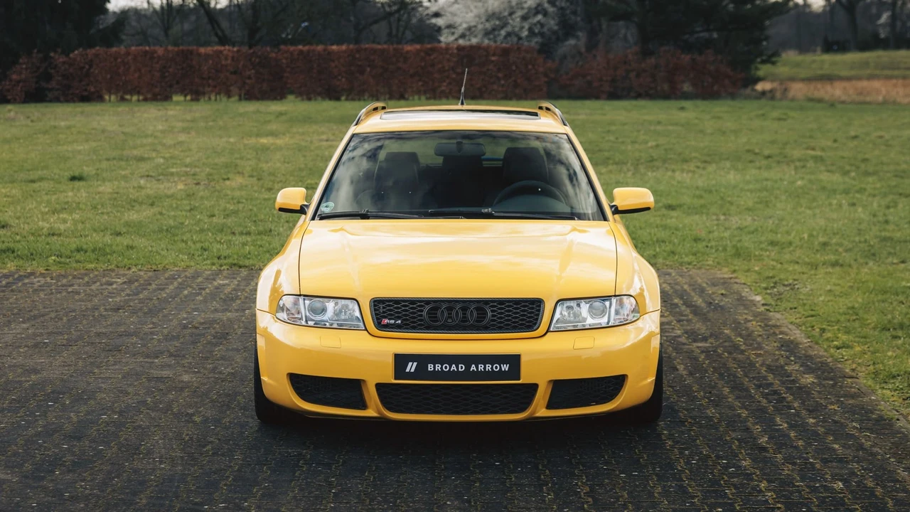 2001 Audi B5 RS4 Avant - Image 2 of 31