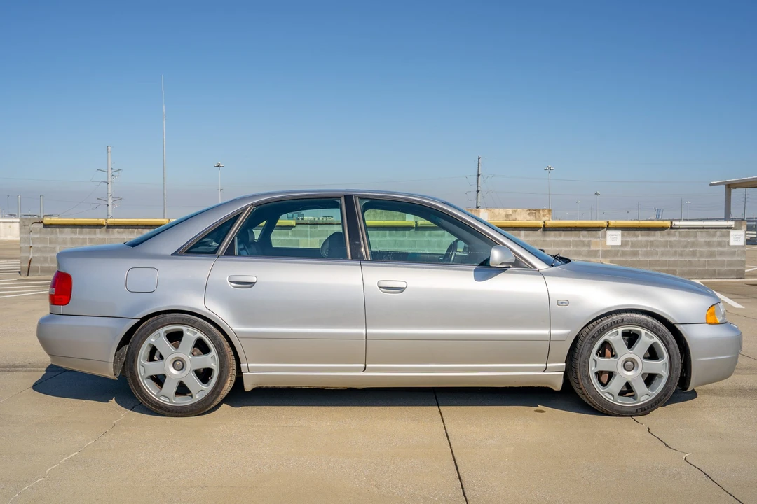 2001 Audi B5 S4 - Image 10 of 31