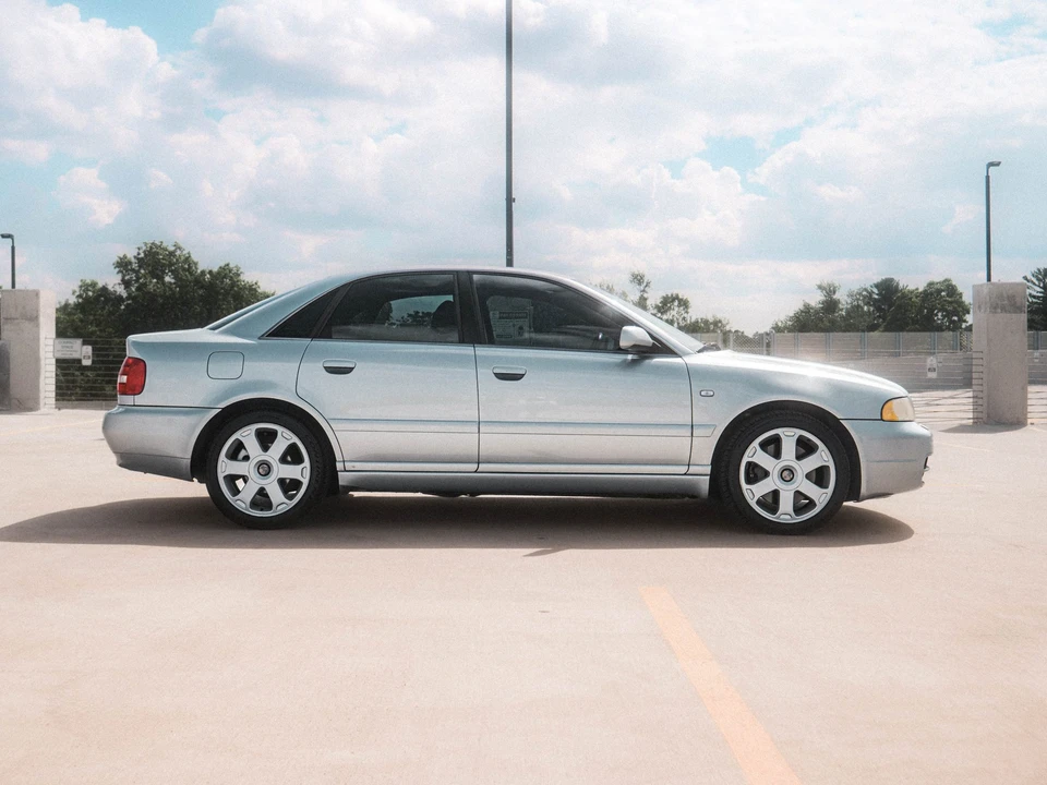 2001 Audi B5 S4 - Image 7 of 31