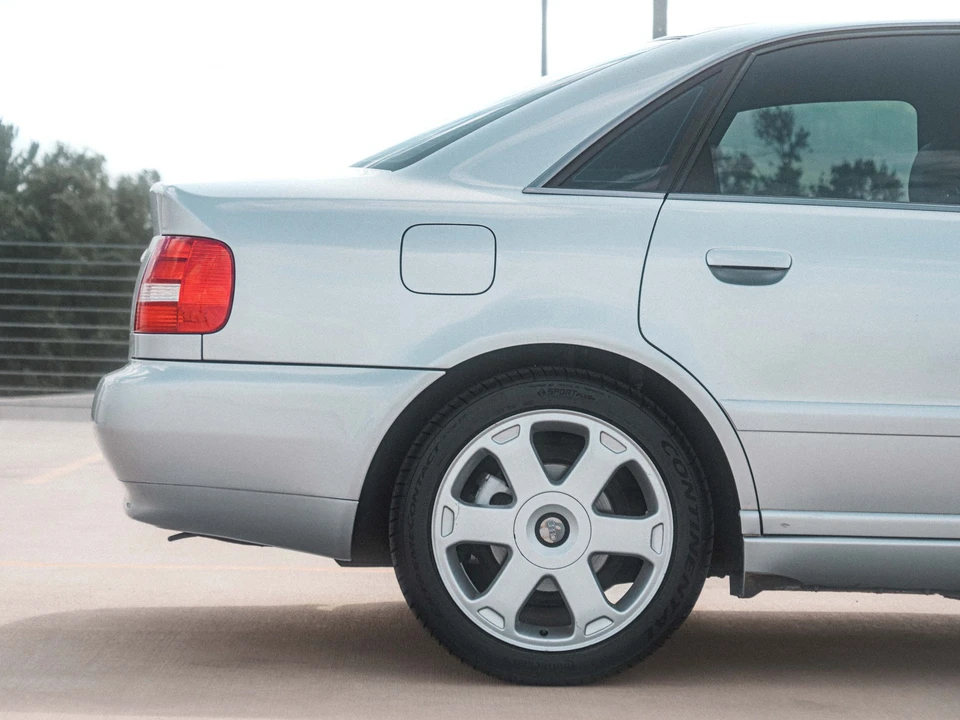 2001 Audi B5 S4 - Image 18 of 31