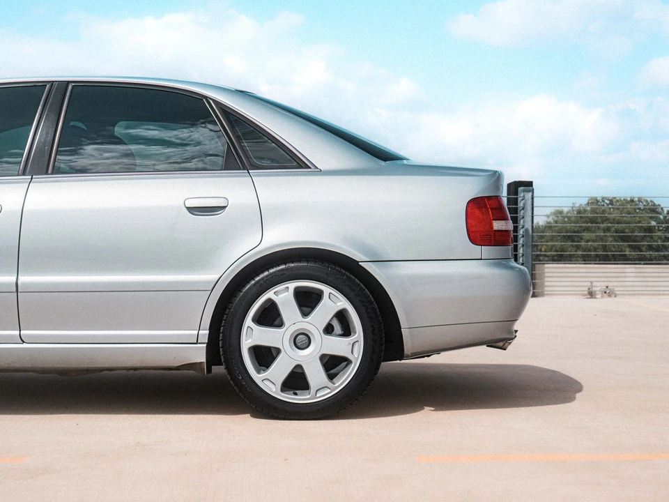 2001 Audi B5 S4 - Image 13 of 31