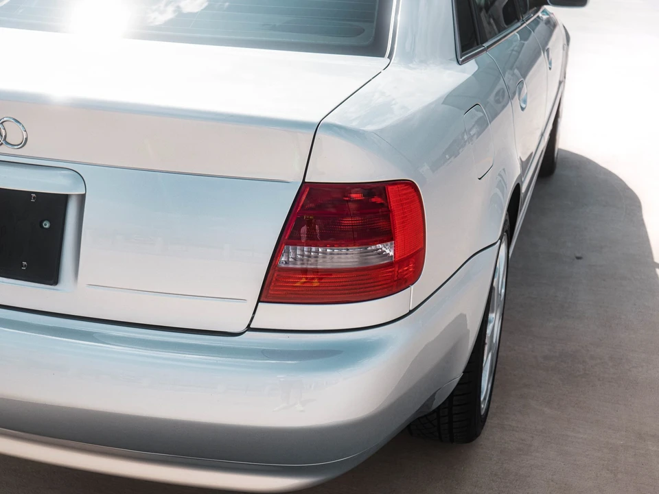 2001 Audi B5 S4 - Image 17 of 31
