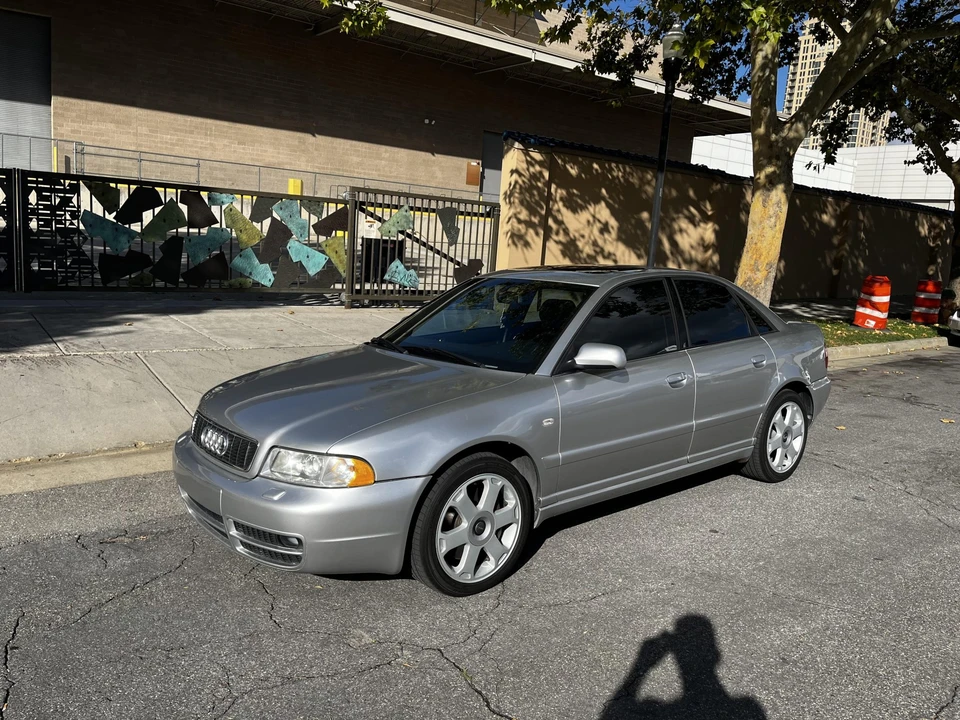 2001 Audi B5 S4 - Image 2 of 31