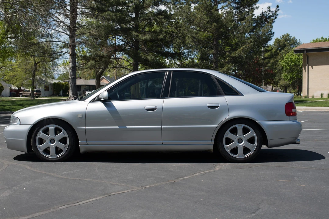 2001 Audi B5 S4 - Image 2 of 31