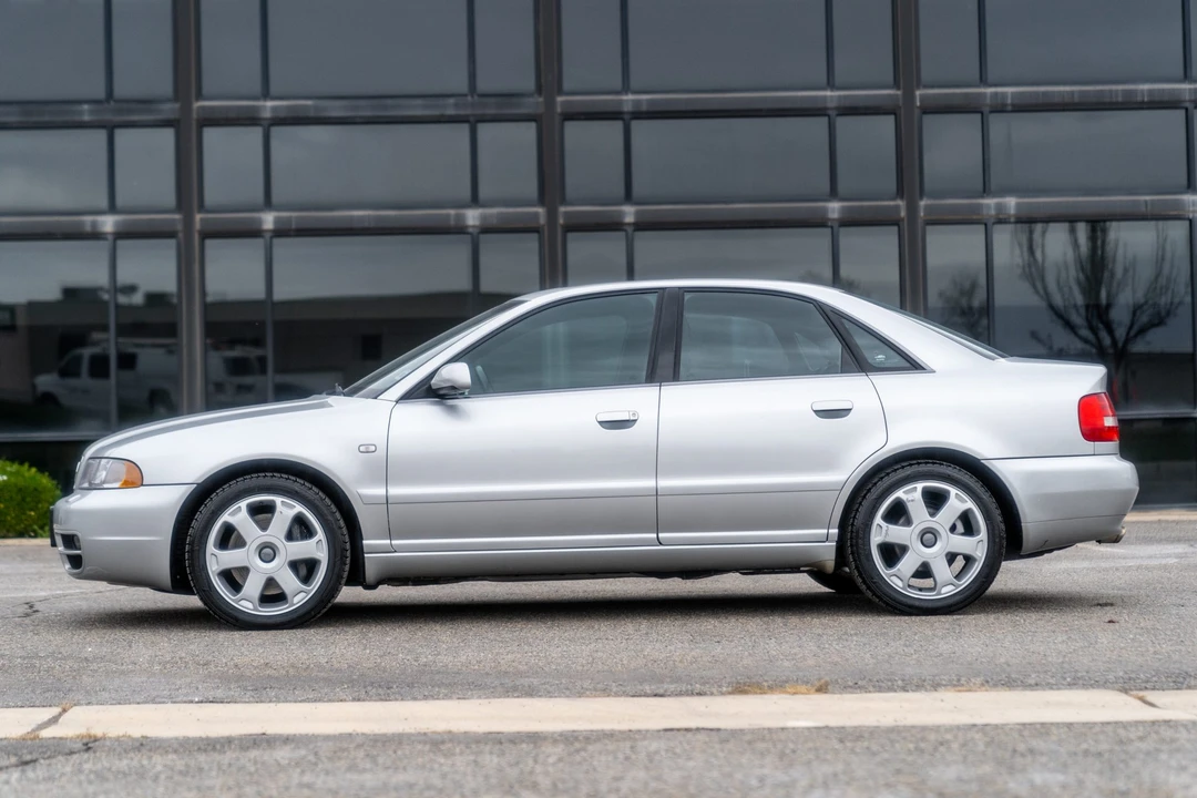 2001 Audi B5 S4 - Image 3 of 31