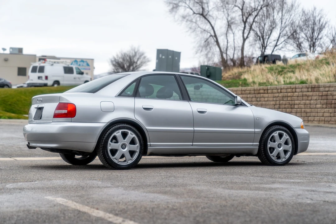 2001 Audi B5 S4 - Image 6 of 31