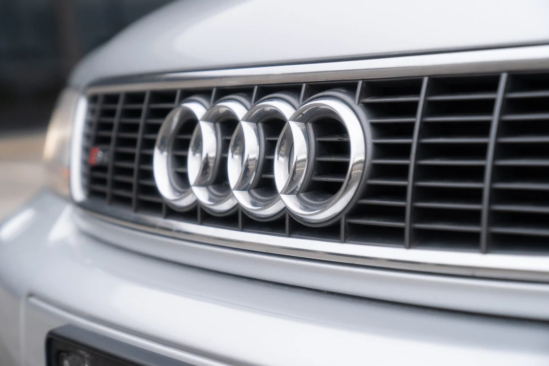 2001 Audi B5 S4 - Image 15 of 31