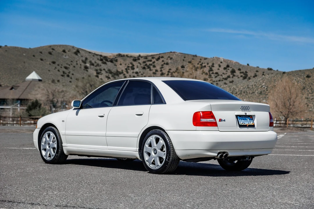2001 Audi B5 S4 - Image 8 of 31