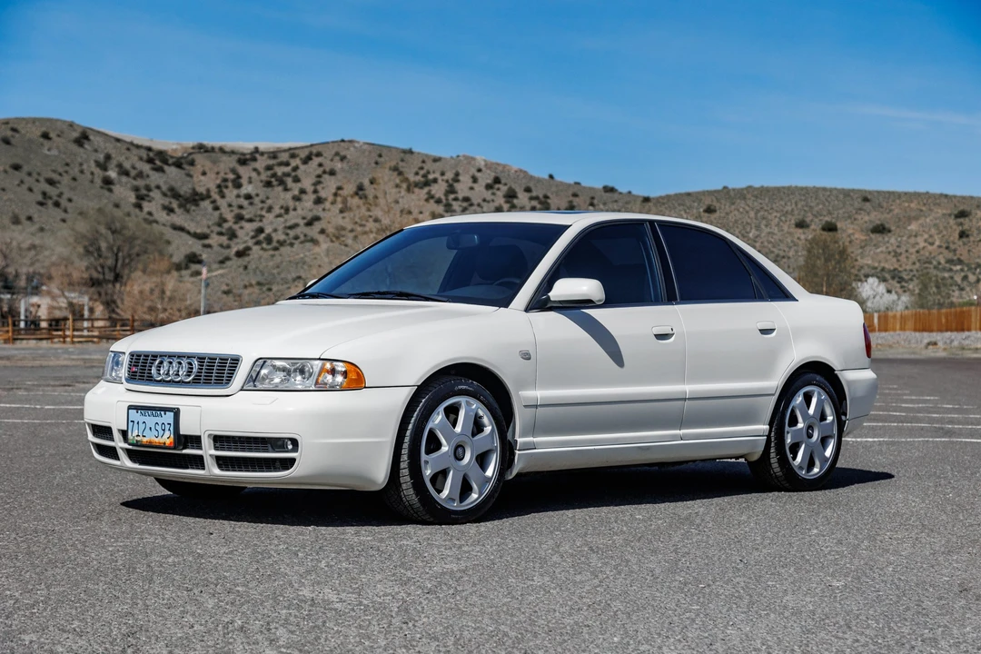2001 Audi B5 S4 - Image 2 of 31