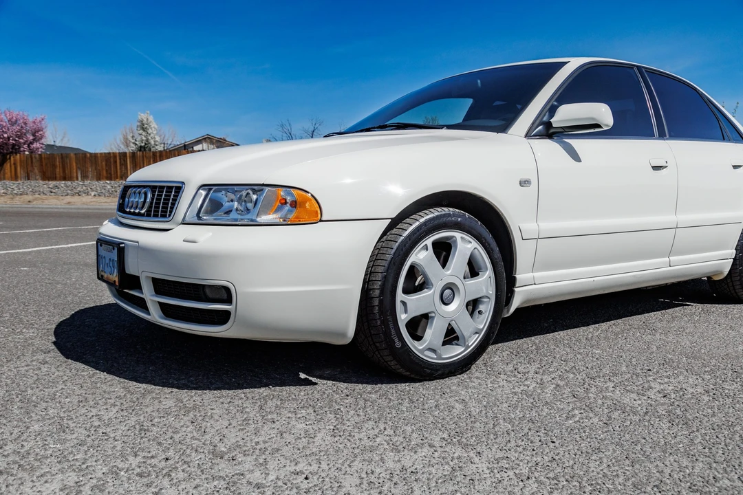 2001 Audi B5 S4 - Image 10 of 31