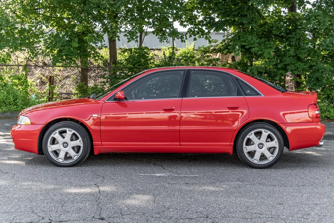 2001 Audi B5 S4 - Image 2 of 31