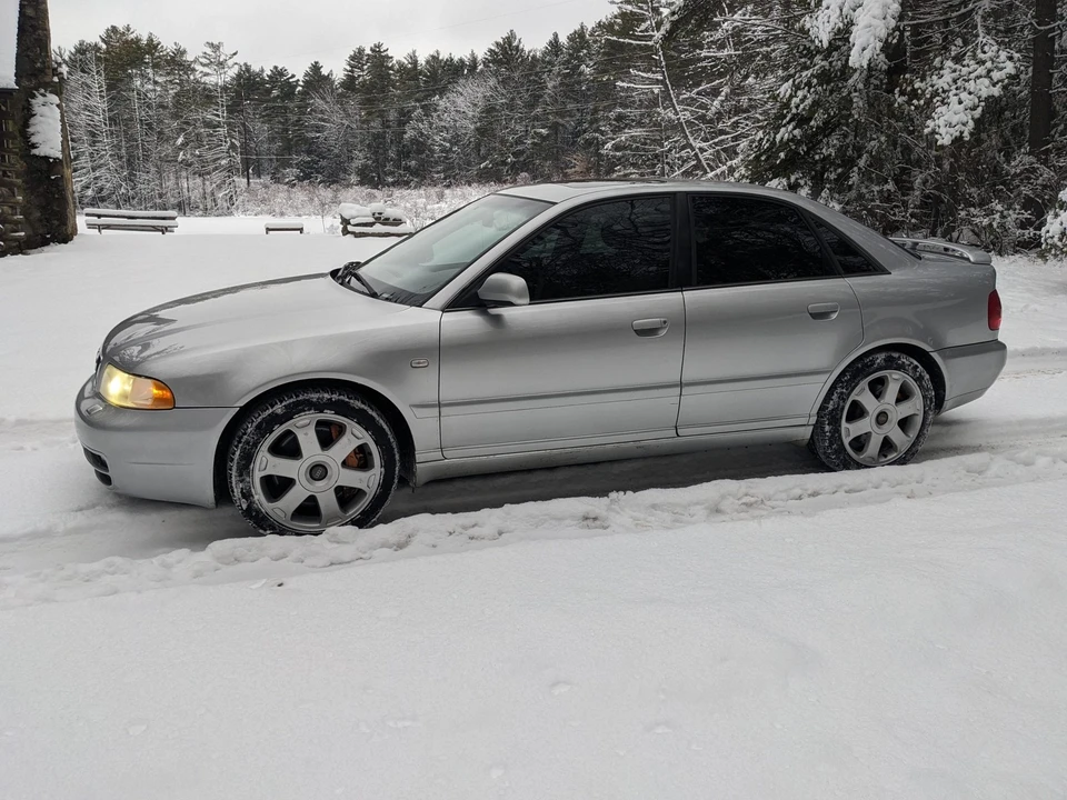 2001 Audi B5 S4 - Image 2 of 31