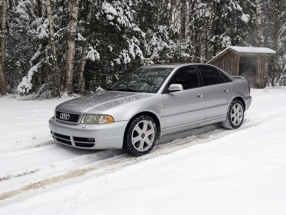 2001 Audi B5 S4 - Image 9 of 31