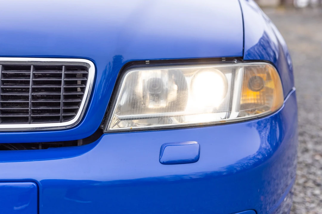 2001 Audi B5 S4 - Image 10 of 31