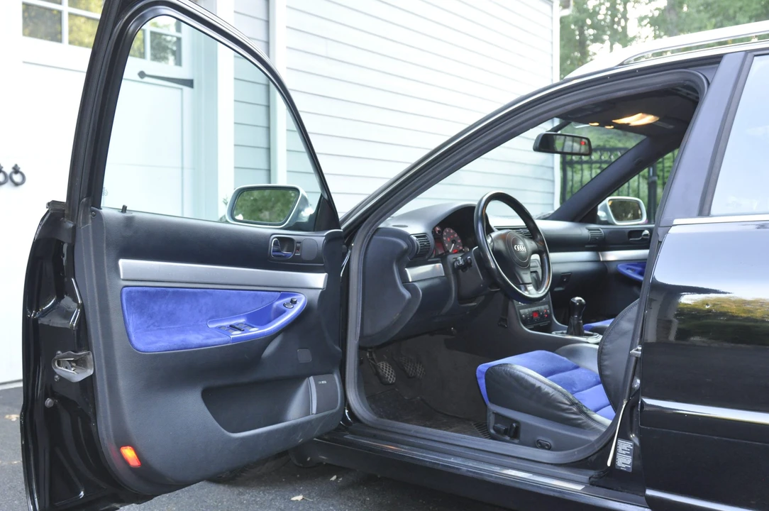 2001 Audi B5 S4 - Image 21 of 31