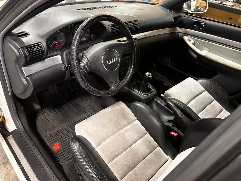 2001 Audi B5 S4 - Image 22 of 31