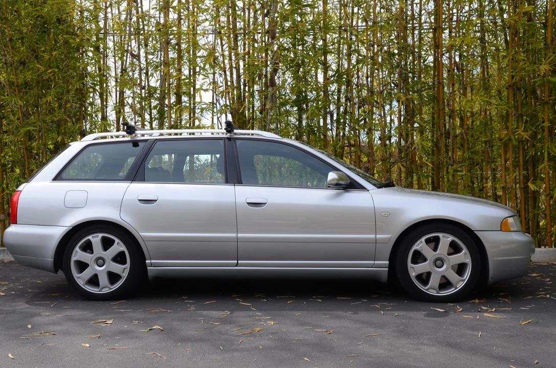 2001 Audi B5 S4 - Image 6 of 31