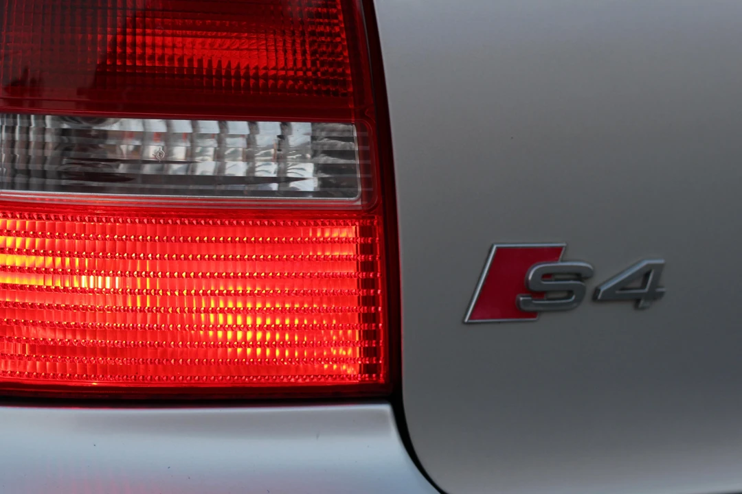 2001 Audi B5 S4 - Image 20 of 31