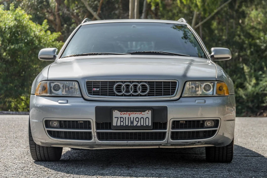 2001 Audi B5 S4 - Image 2 of 31