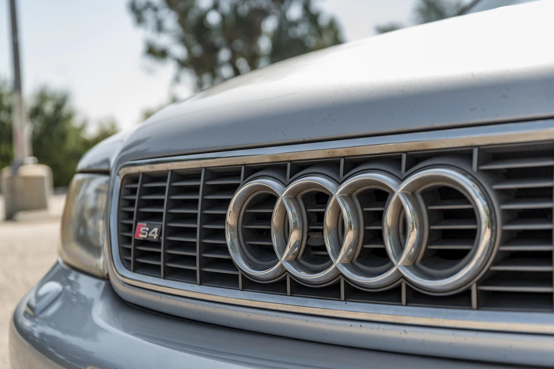 2001 Audi B5 S4 - Image 16 of 31