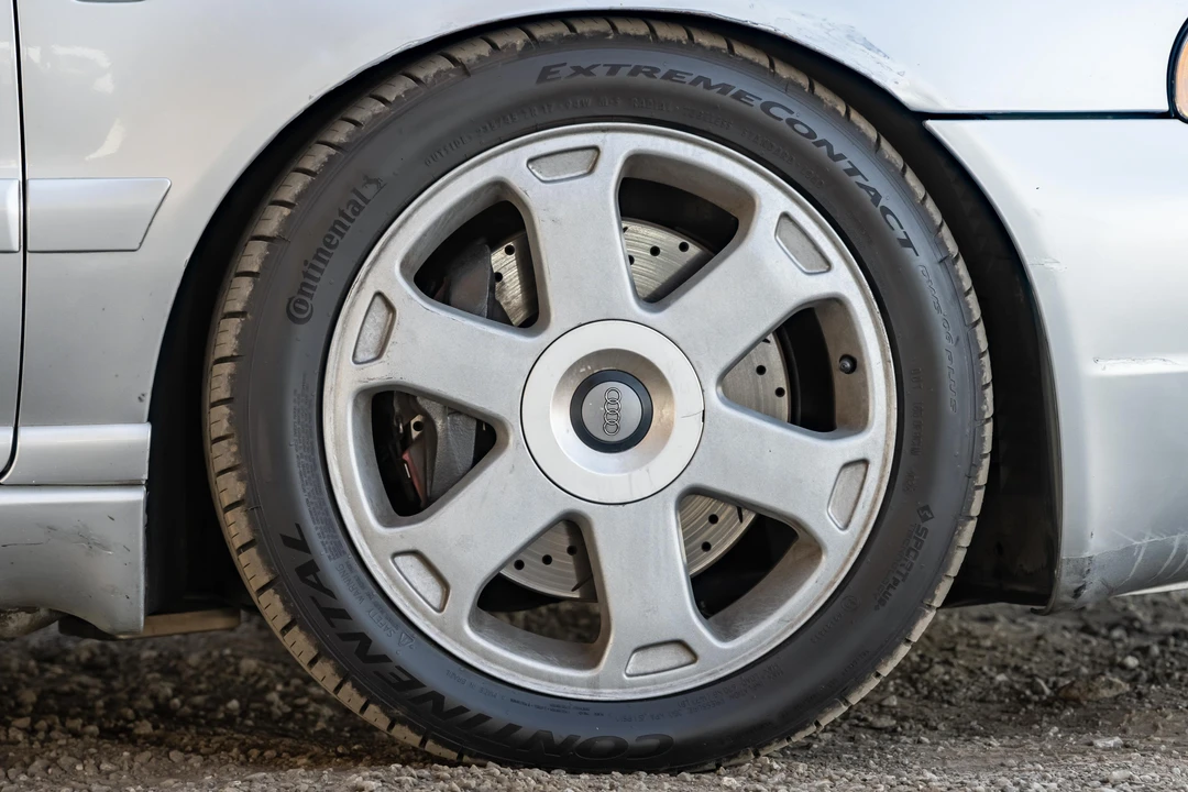 2001 Audi B5 S4 - Image 15 of 31