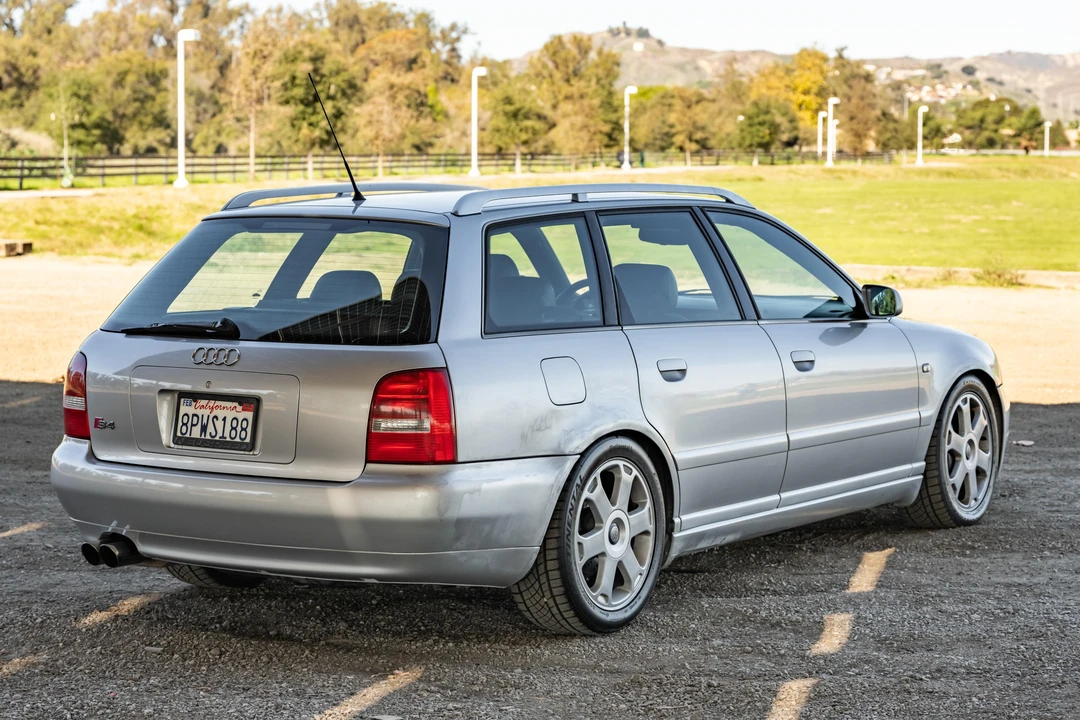 2001 Audi B5 S4 - Image 8 of 31