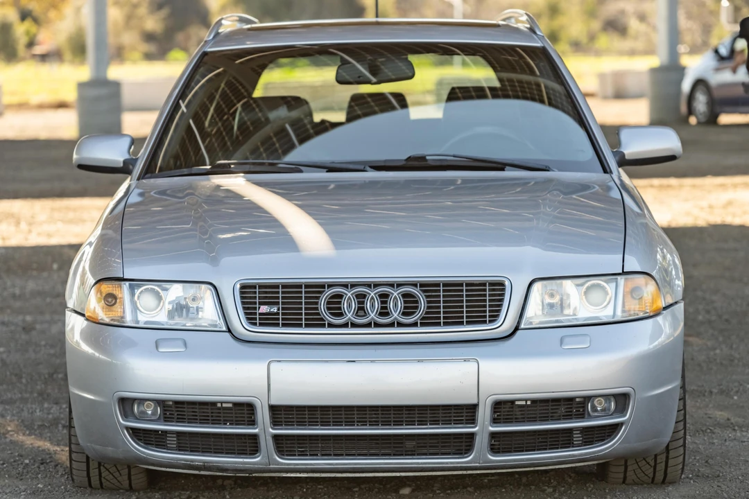 2001 Audi B5 S4 - Image 2 of 31
