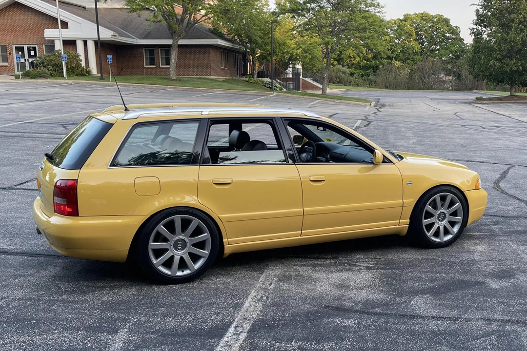 2001 Audi B5 S4 - Image 18 of 31