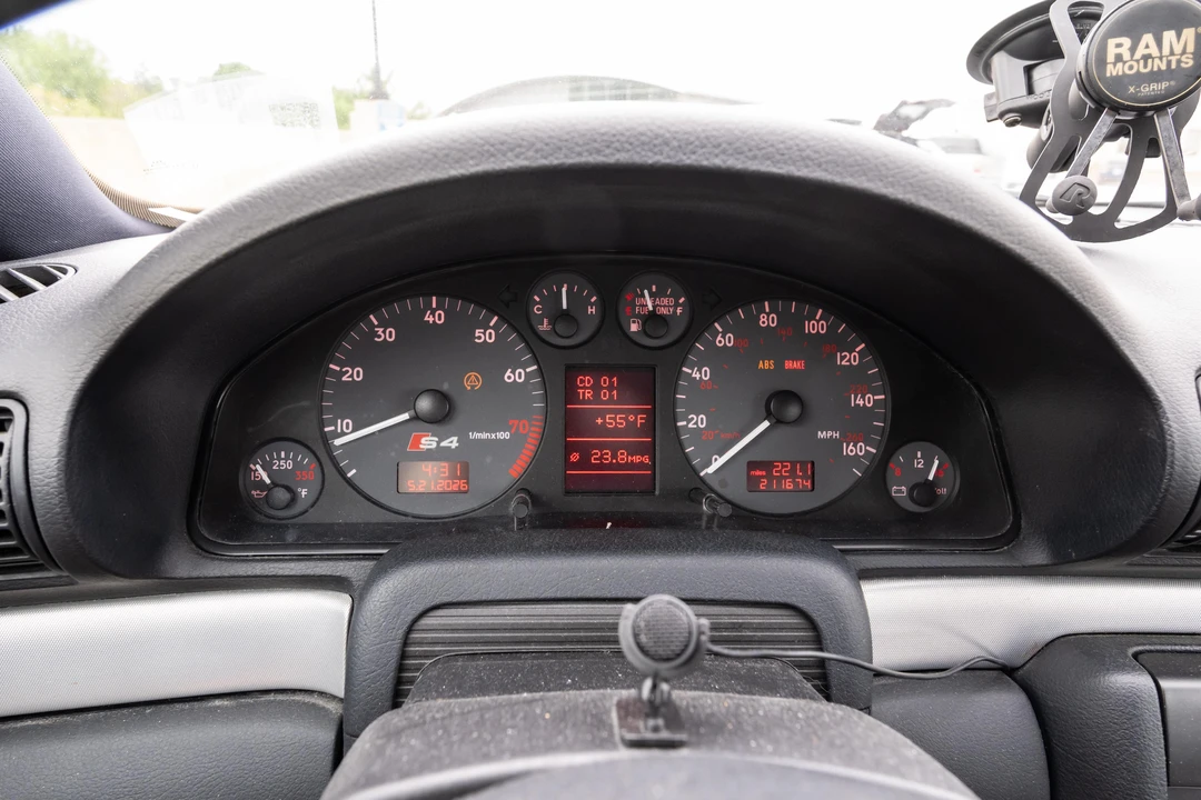 2001 Audi B5 S4 - Image 24 of 31