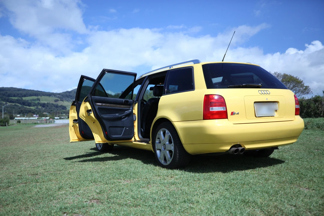 2001 Audi B5 S4 - Image 10 of 31