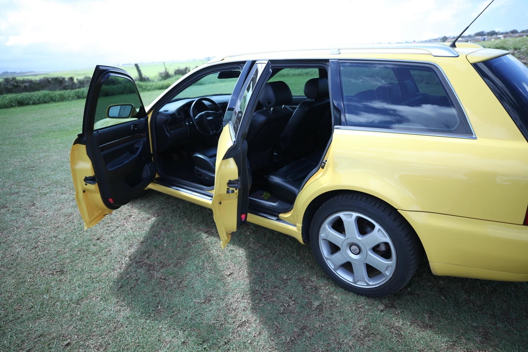 2001 Audi B5 S4 - Image 8 of 31